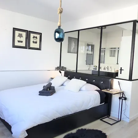 Apartment La Cite Des Coeurs Lu Parking Inclus *