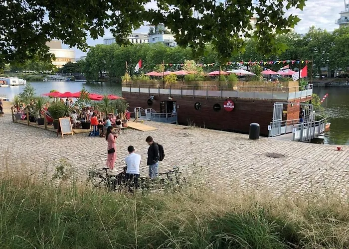 La Cite Des Coeurs Lu Parking Inclus דירה *